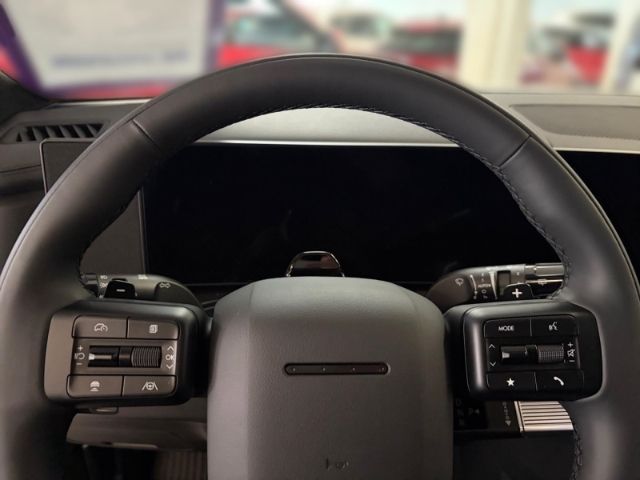 Fahrzeugabbildung Hyundai SANTA FE PHEV (MY25) 1.6 T-GDI 4WD BLACKLINE 5-S