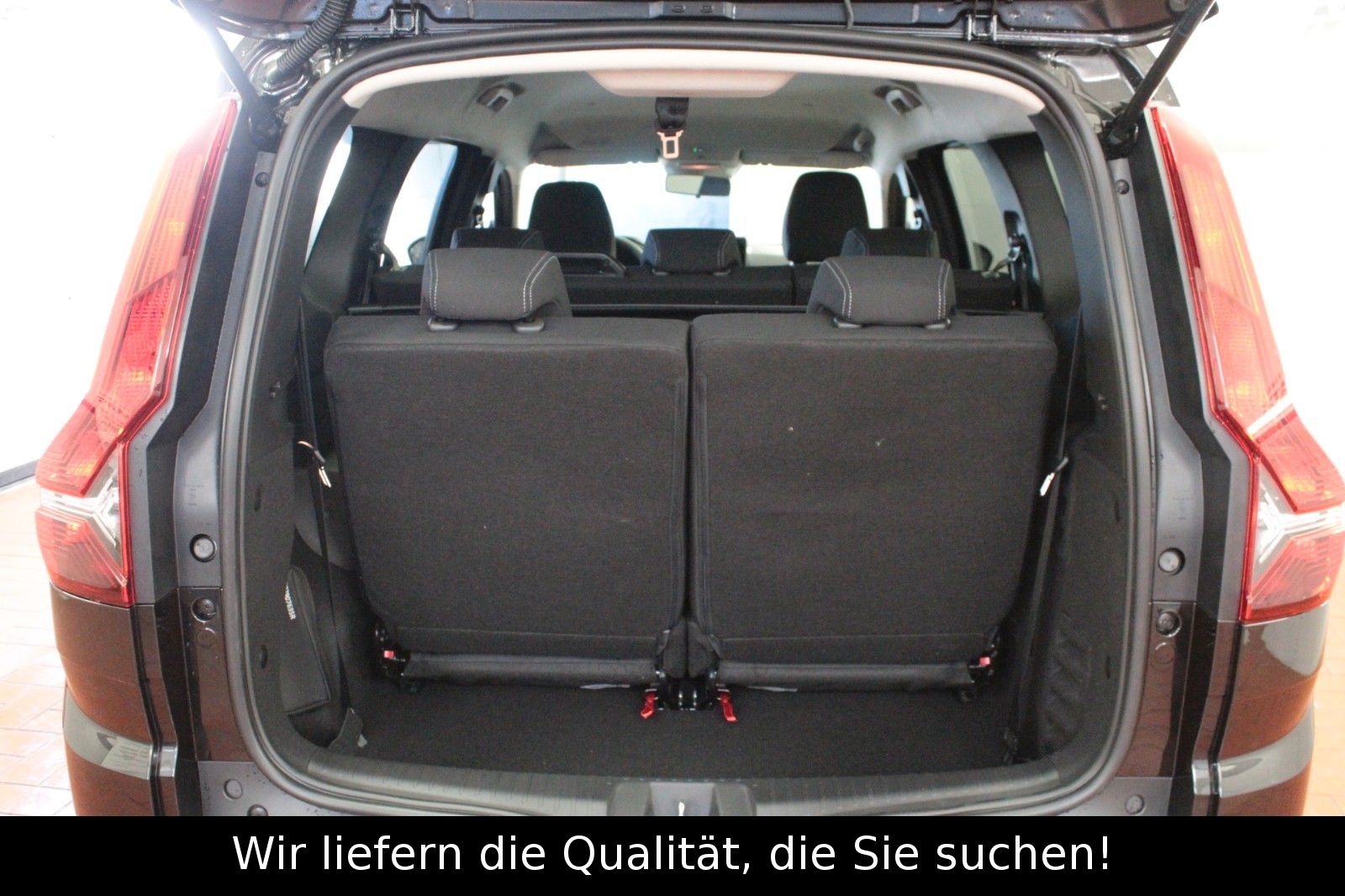 Fahrzeugabbildung Dacia Jogger Hybrid 140 Expression*7-Sitzer*