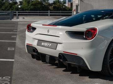 صورة مصغرة 11 لـ 2017 Ferrari 488 GTB