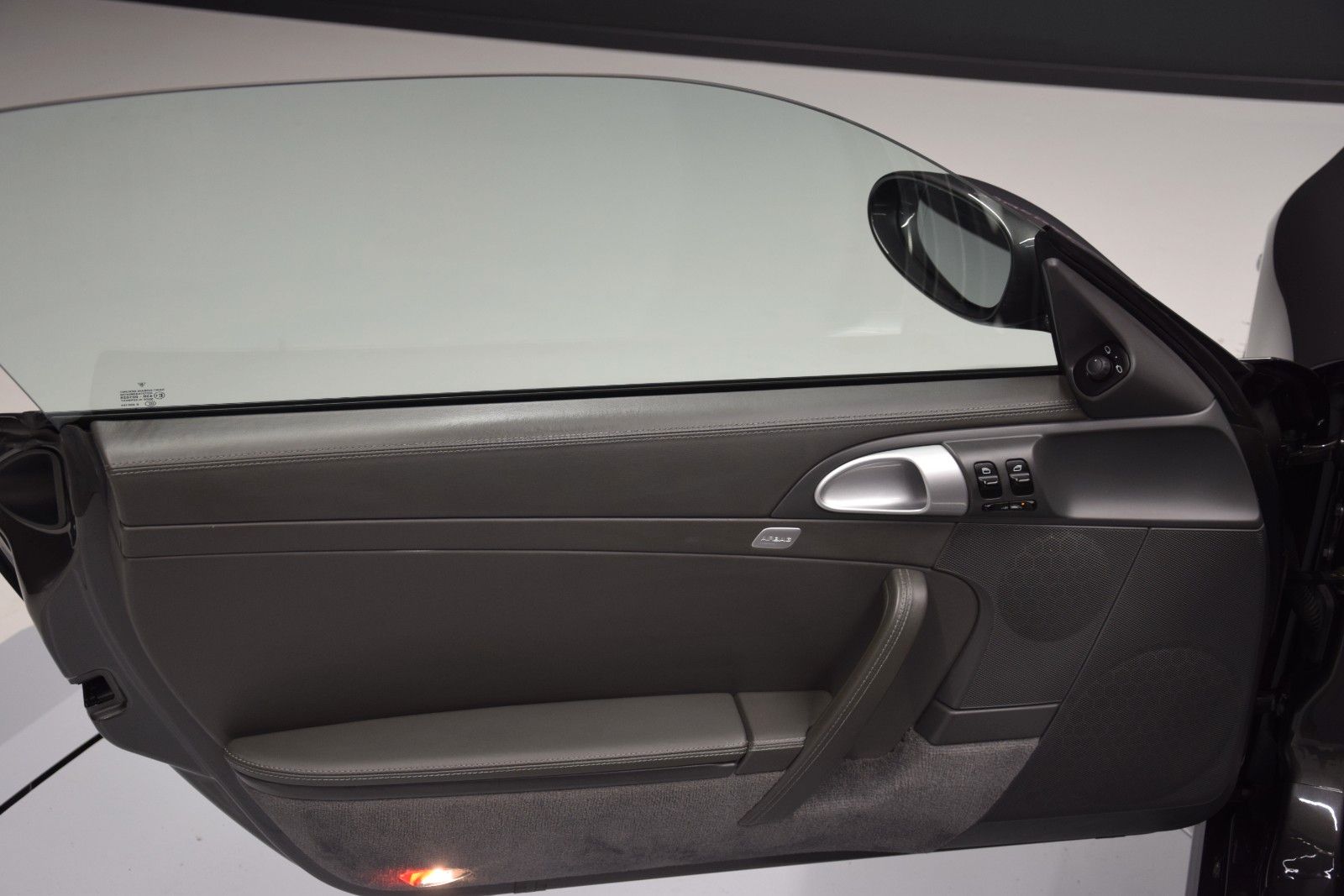 Fahrzeugabbildung Porsche 997 S SportAGA. Navi Vollleder  1A. Zustand