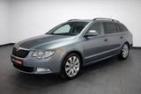 Skoda Superb Combi Ambition 4x4 *XENON+NAVI+PDC+ALLRAD - Skoda Superb aus 2011: Kombi
