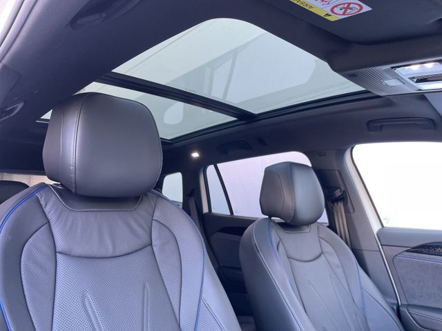 Tayron 1.5 TSI eHybrid DSG Black Style AHK/Pano 
