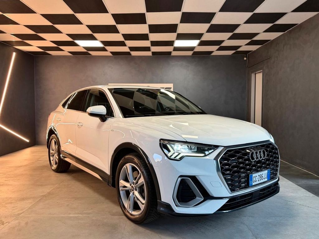 Image of Audi Q3