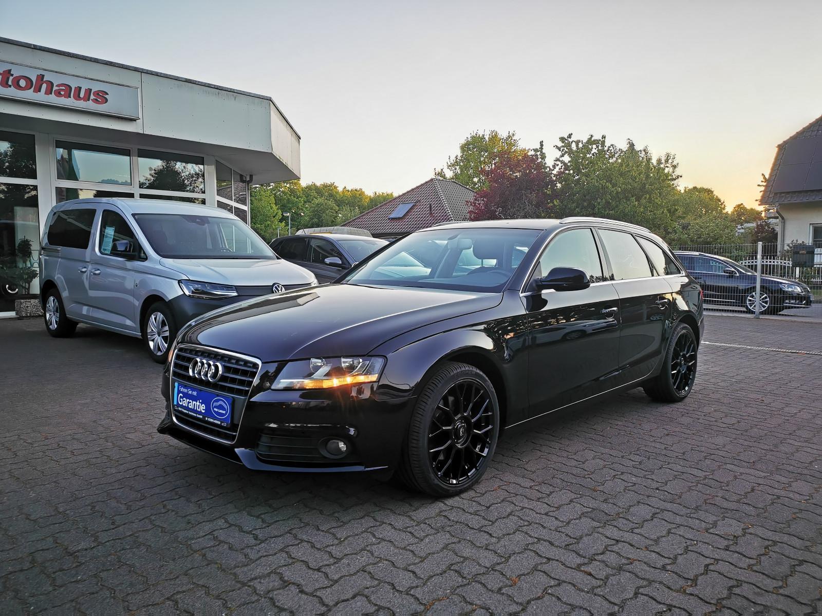 Audi A4 2010 — rear view