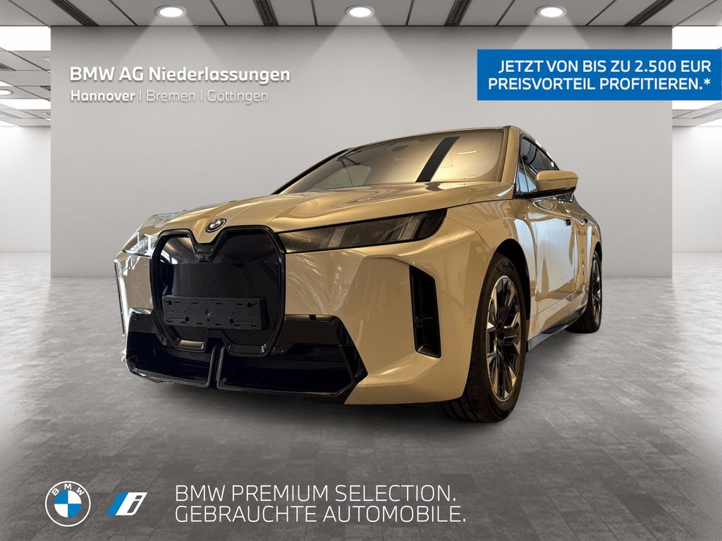 BMW iX xDrive60 M Sport Bowers & Wilkins AHK Kamera