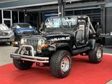 Jeep JEEP WRANGLER 4,0L V6 HIGH OUTPUT SAHARA / TÜV / - Jeep Oldtimer