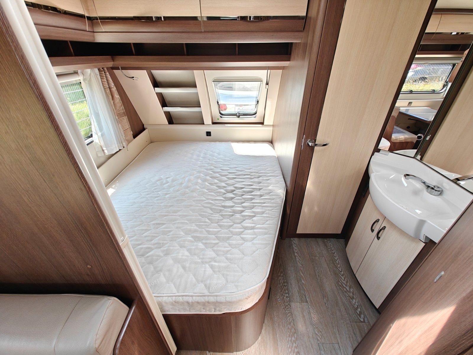 Fahrzeugabbildung Hobby Prestige 720 UKFe - Mover XT4, Isabella Vorzelt