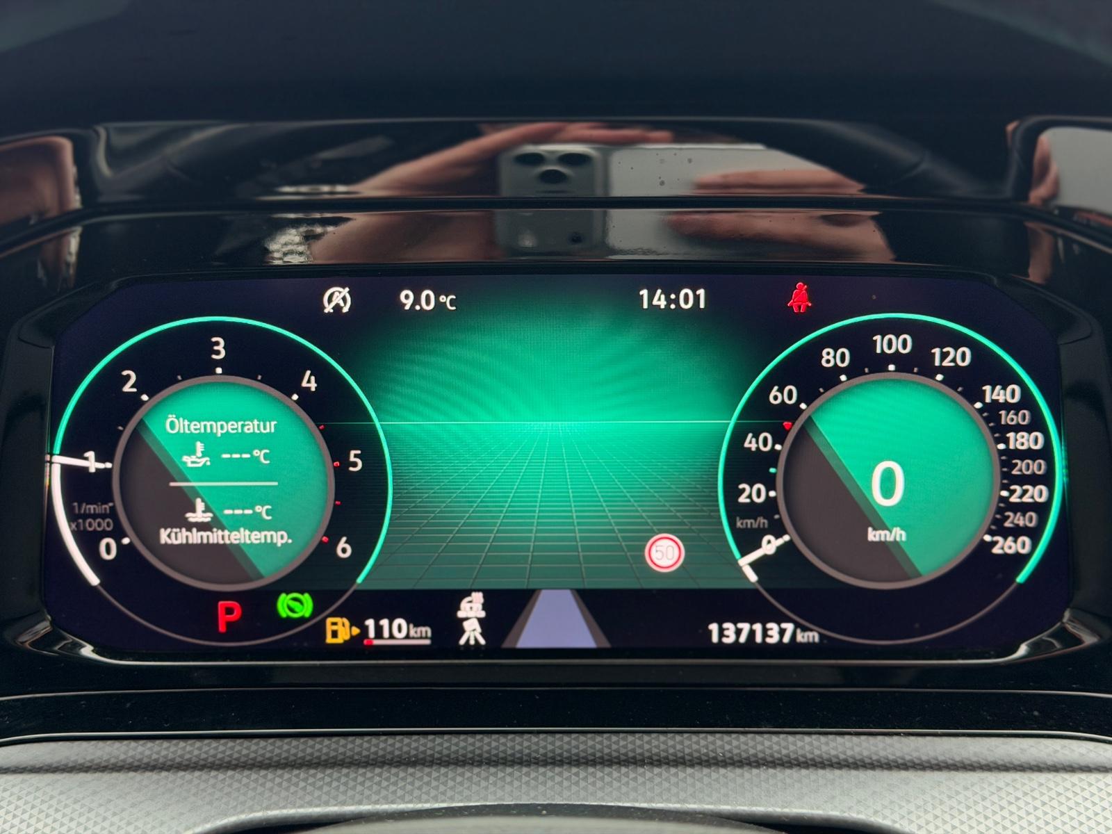Volkswagen Golf VIII Variant DSG LED AHK DAB+ Ambili CarPla, миниатюра 15