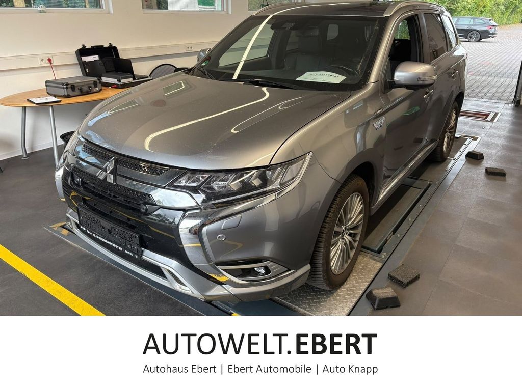 Image of Mitsubishi Outlander