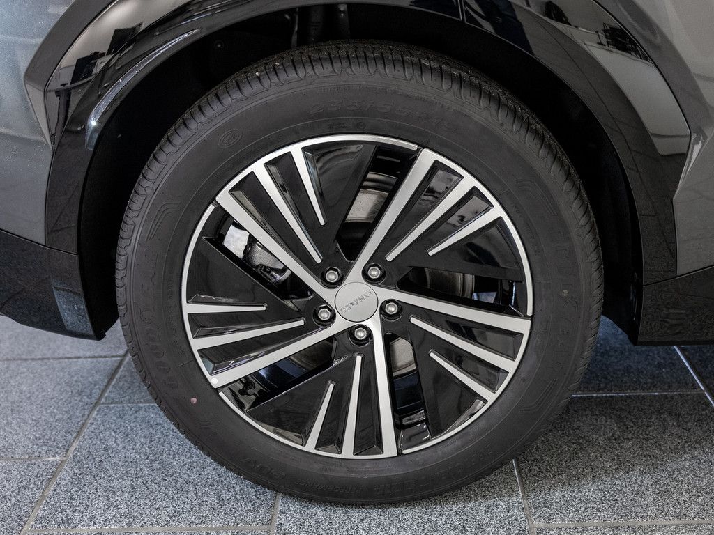 Lynk & Co 08