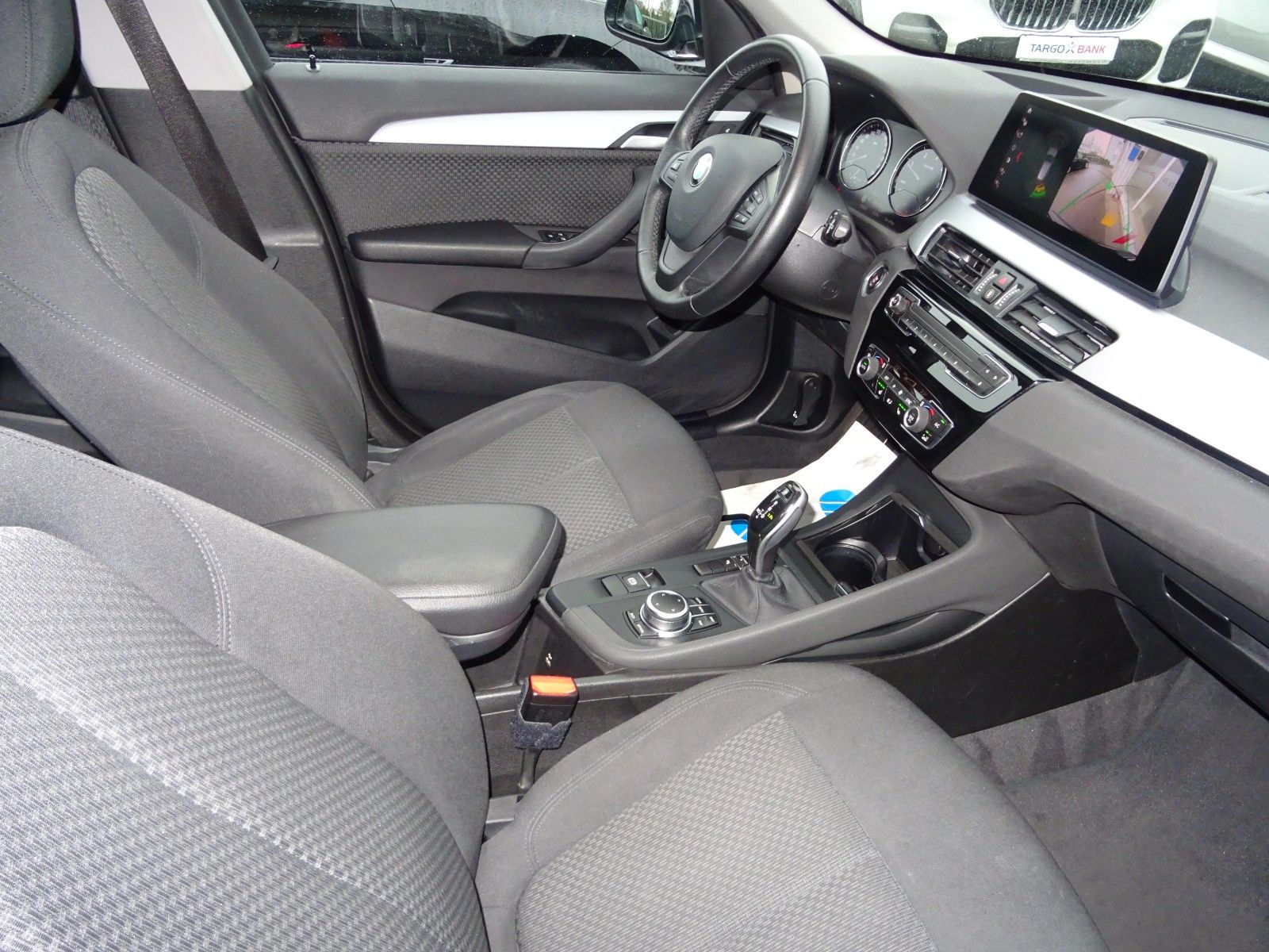 BMW X1 sDrive20d Aut Advantage HUD Navi LED 17" Keyl foto 8