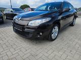 Renault Megane III Grandtour TomTom Edition - Renault Megane aus 2012 mit Benzin-Antrieb: Kombi
