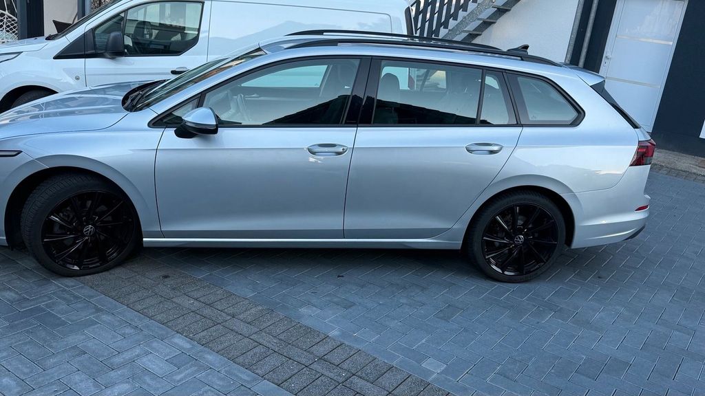 Image of Volkswagen Golf