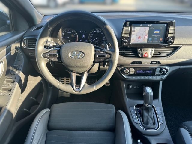 Fahrzeugabbildung Hyundai i30 N-Line 1.4 T-GDI +NAVI+KLIMA+SHZ+RFK+DAB+CAR