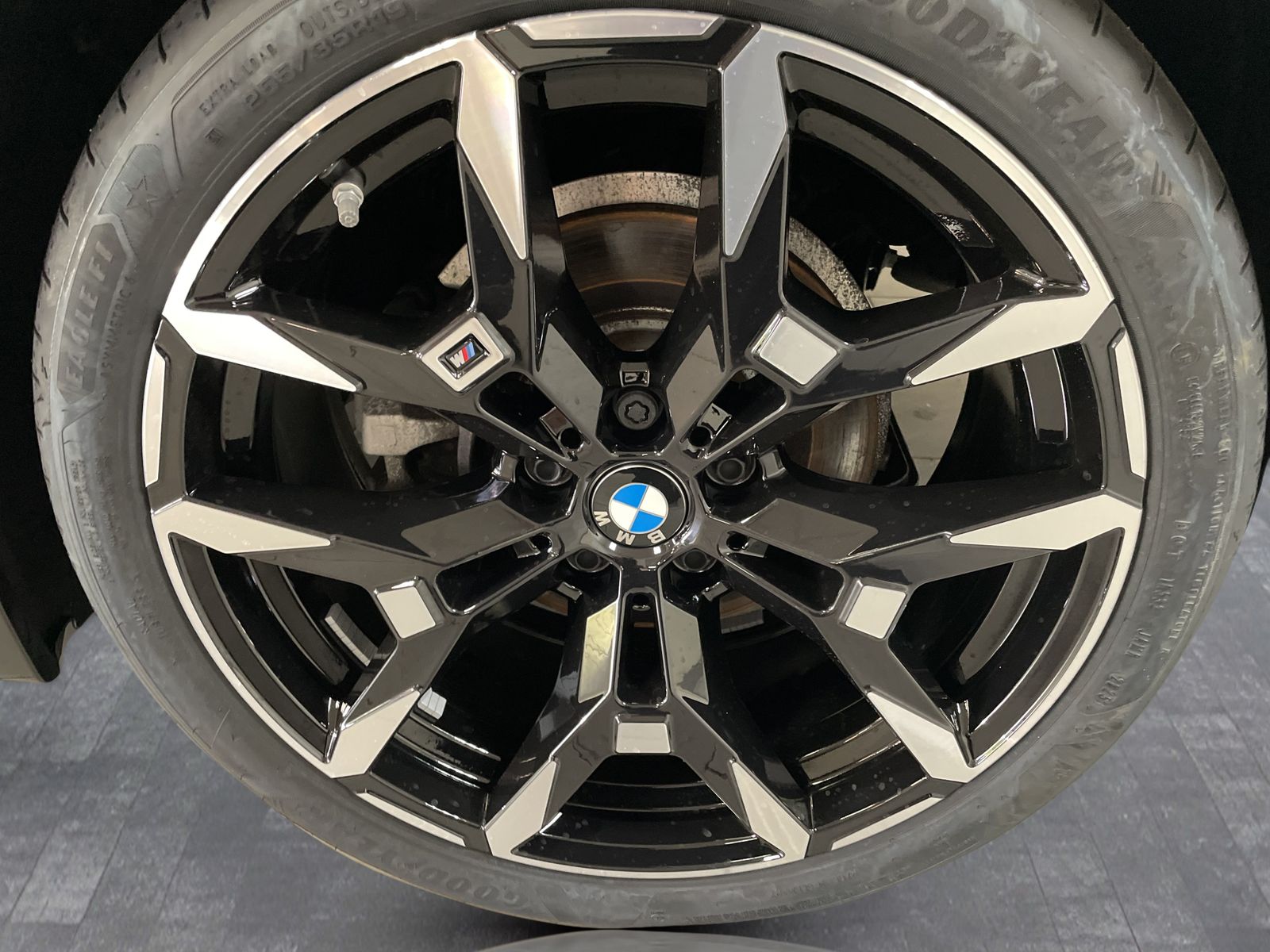 BMW 320 - Bild 14