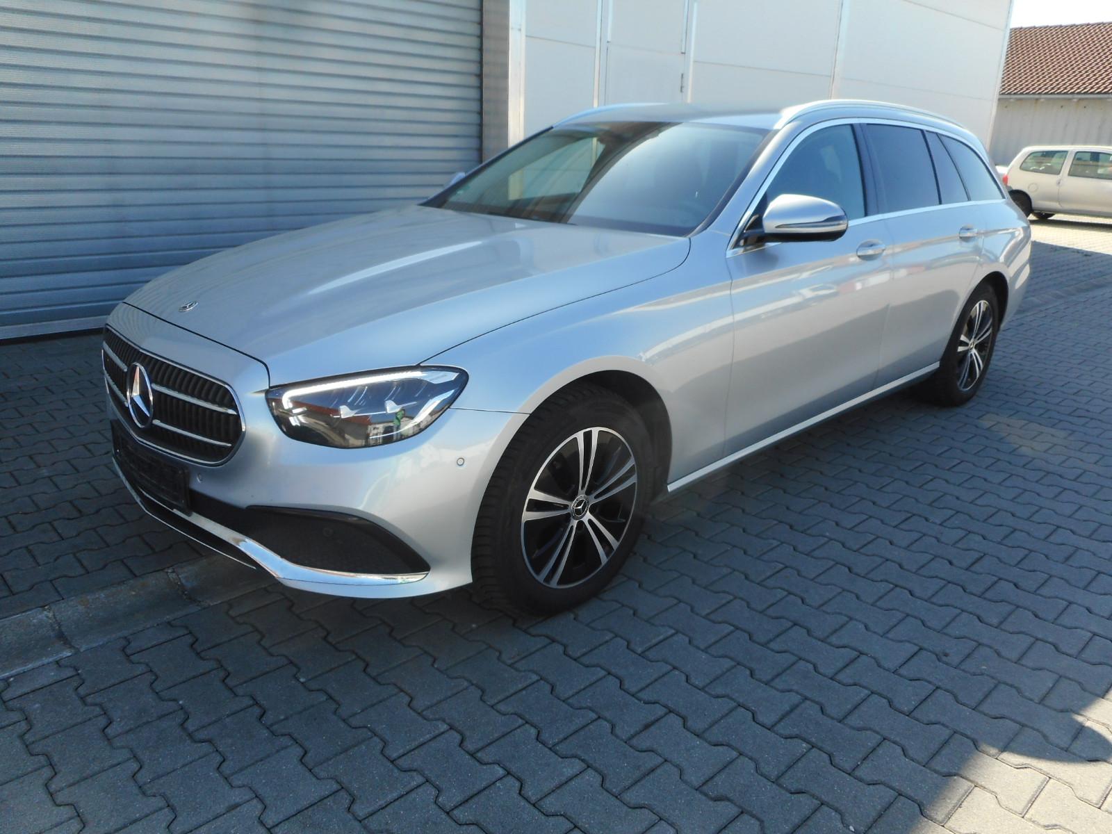 Mercedes-Benz E 220 d T-Modell Avantgarde