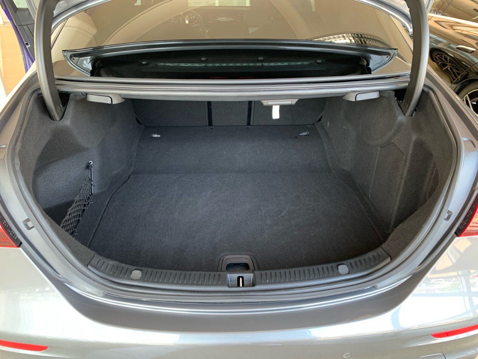 Mercedes-Benz E 220 d Limousine AMG NIGHT AHK PANO 360°KAM foto 12