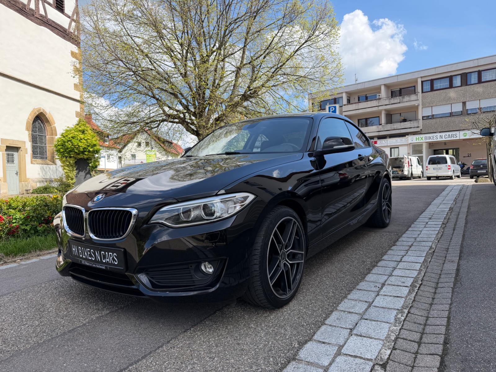 BMW 218i Coupe*Navi*Xenon*PDC*2.Hand