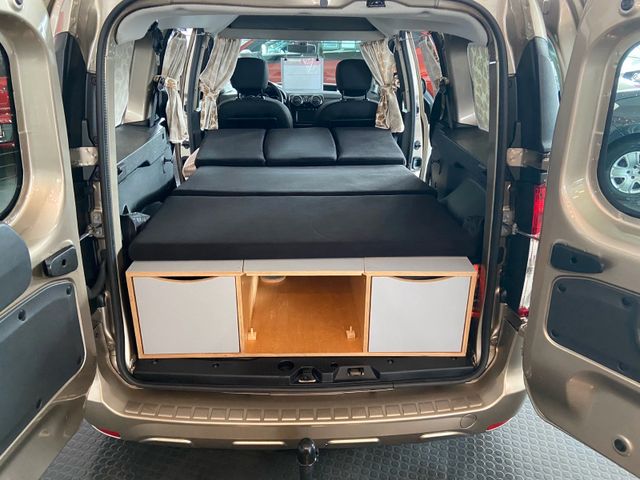 Autres Dacia Dokker Comfort Turbo CAMPER MJ21 *AHK,SHZ*
