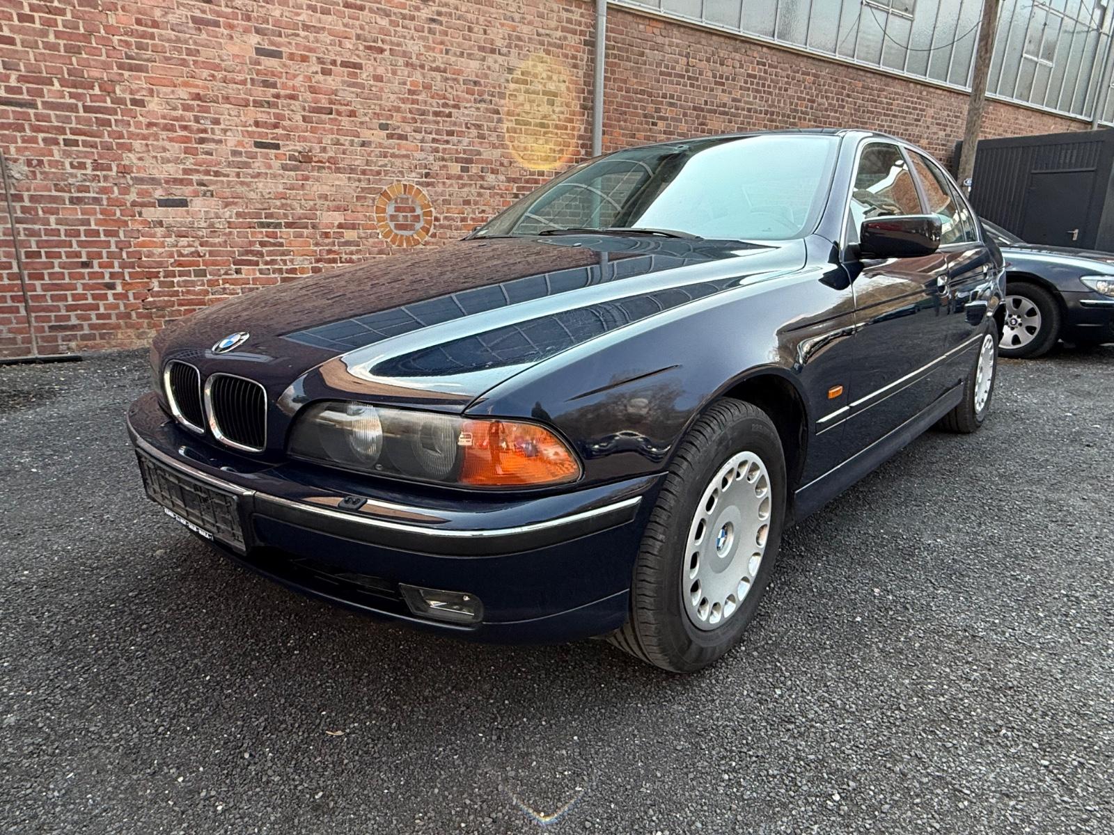 BMW 528i A E39 Limo *1.Hand *TÜV+Service neu