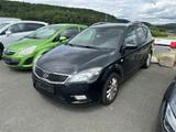 Kia Ceed_sw 1.6 CRDi 115 DPF Vision 8-fach bereift E - Kia cee'd Sportswagon aus 2011