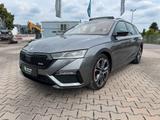 Skoda Octavia Combi RS 2.0 TDI DSG LED PANO 360° HUD - Skoda Octavia: RS Combi