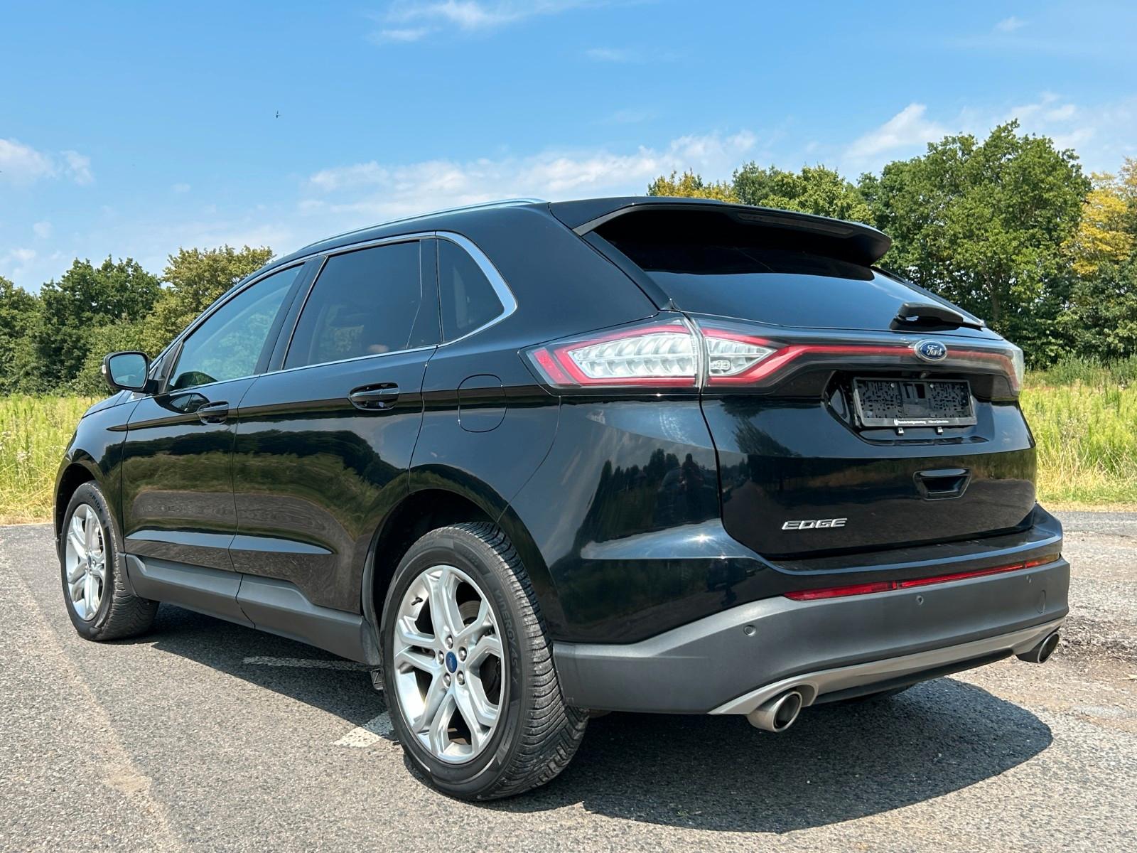 Ford Edge Titanium 2.0 TDCi 4x4 Navi Klimaauto. Leder