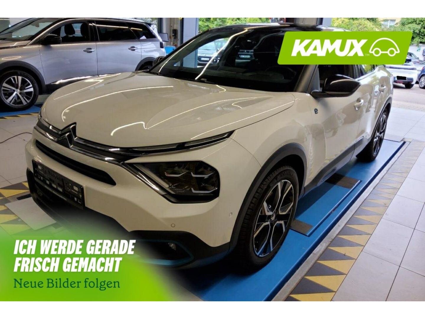 Citroën e-C4 Aut.Shine+LED+NAVI+PANO+HUD+KAMERA+TEMPO