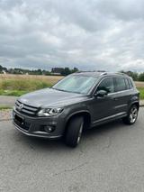 Volkswagen Tiguan R-Line cityscape 2.0 TDI... - Volkswagen Tiguan: Cityscape