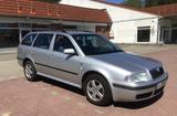 Skoda Octavia 1,6 Ambiente - Skoda Octavia aus 2001: Kombi