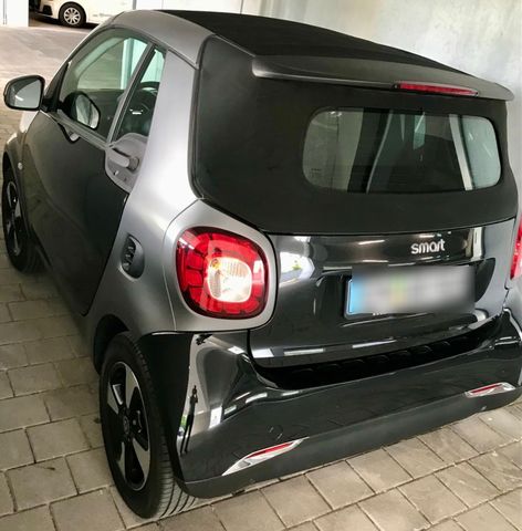 Smart ForTwo Cabrio, 90 PS Turbo, TÜV NEU,...