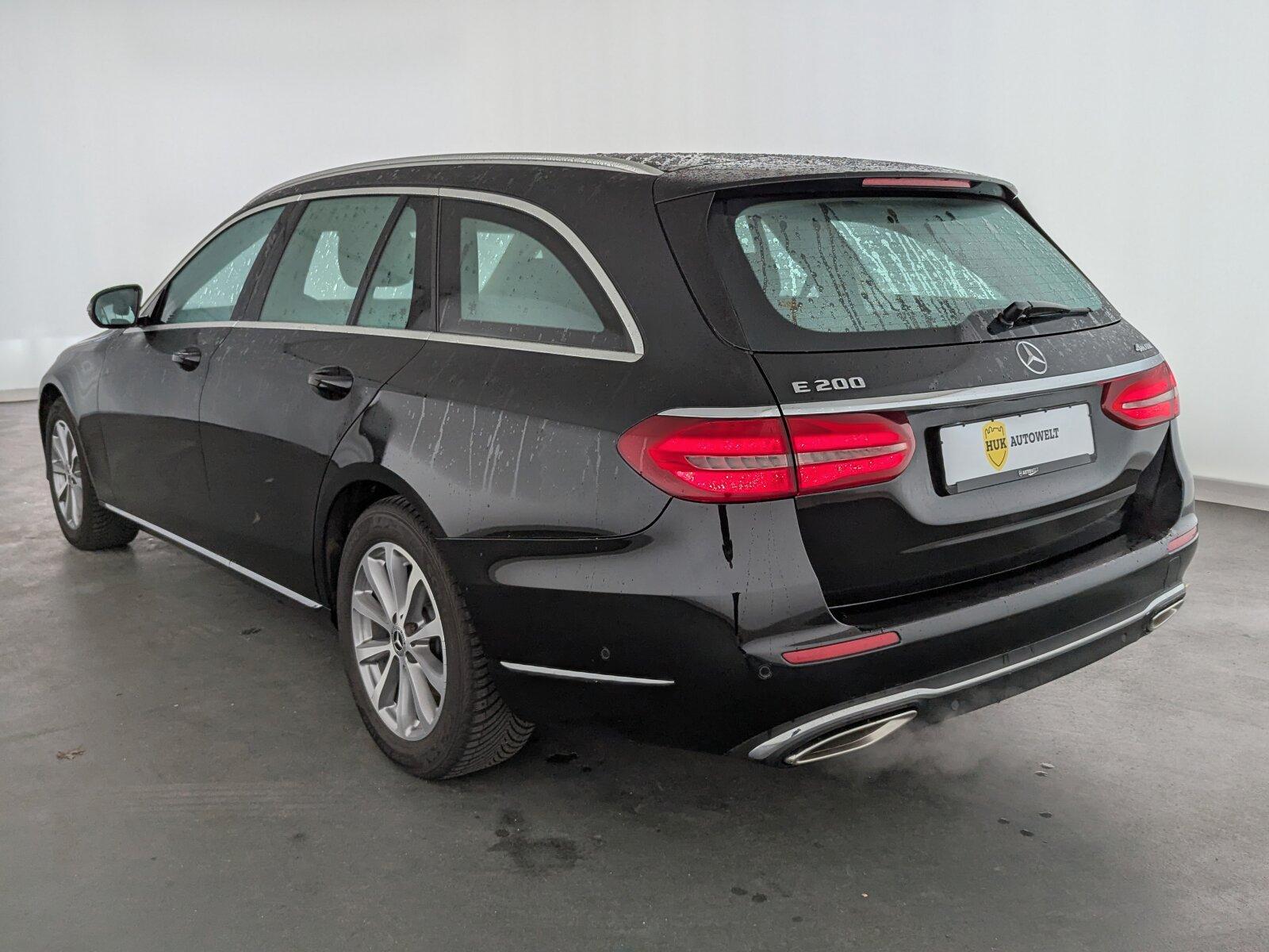 Mercedes-Benz E 200 T Exclusive 4Matic LED+NAVI+ACC+eSitz.