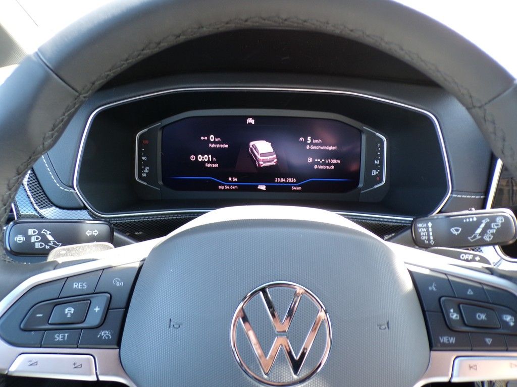 Fahrzeugabbildung Volkswagen T-Cross  1.5 TSI 110 kW R-Line DSG*AHK*RüFaKa*