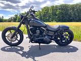 Harley-Davidson Dyna Streetbob FXDB Custom Umbau 240er  - HARLEY-DAVIDSON DYNA CUSTOM
