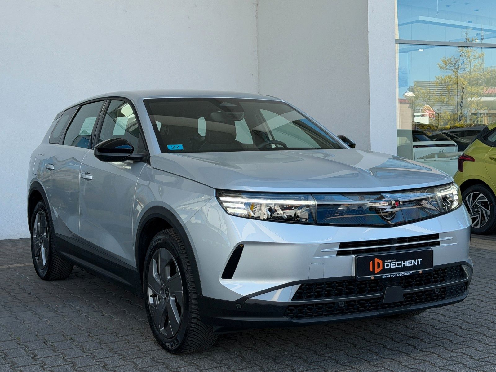 Fahrzeugabbildung Opel Grandland Edition 136PS Hybrid LED/Navi/Kamera!