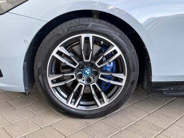 صورة 5 لـ 2024 BMW I5