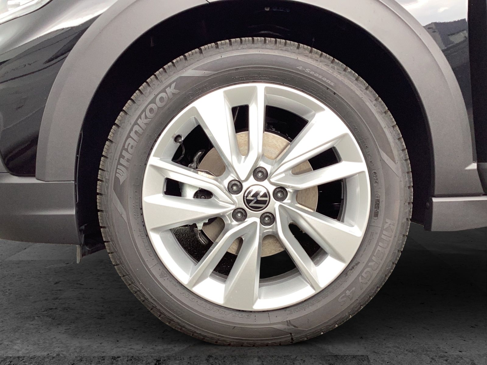 Fahrzeugabbildung Volkswagen Taigo DSG Matrix ACC Kamera