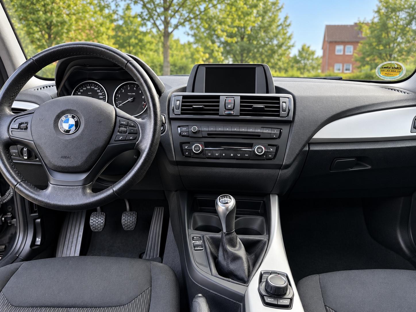 BMW 118i -