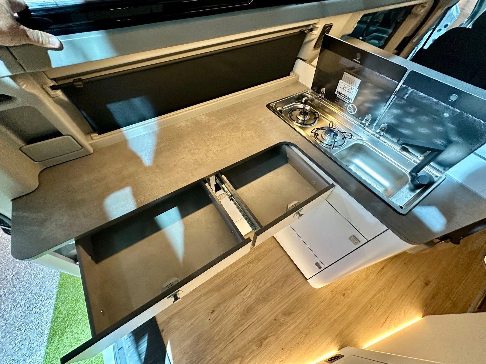 Vehicle image: Ford Nugget L2 high roof 2026 | New model V710