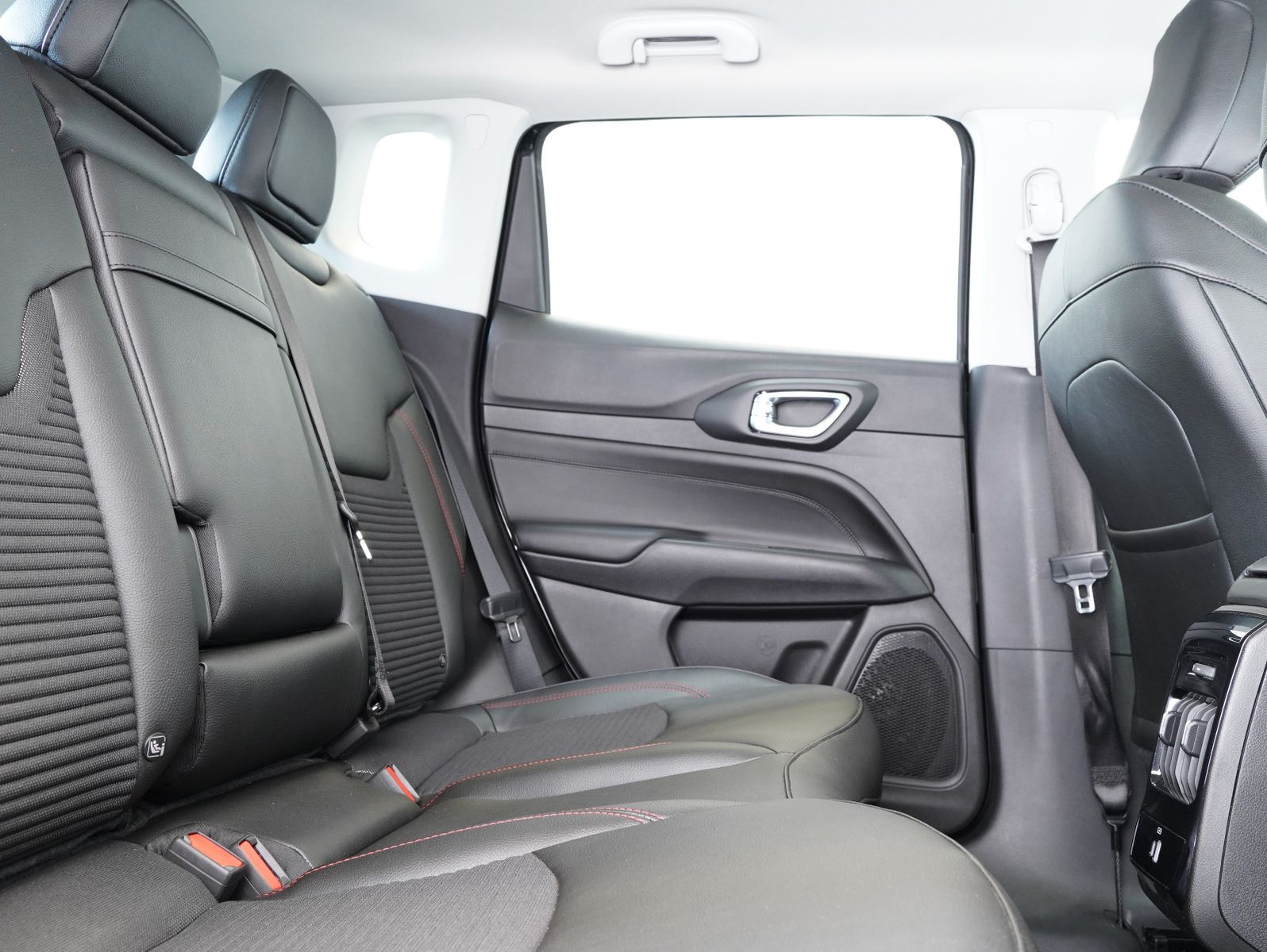 Fahrzeugabbildung Jeep Compass 1.5 MultiAir Mild Hybrid High Altitude