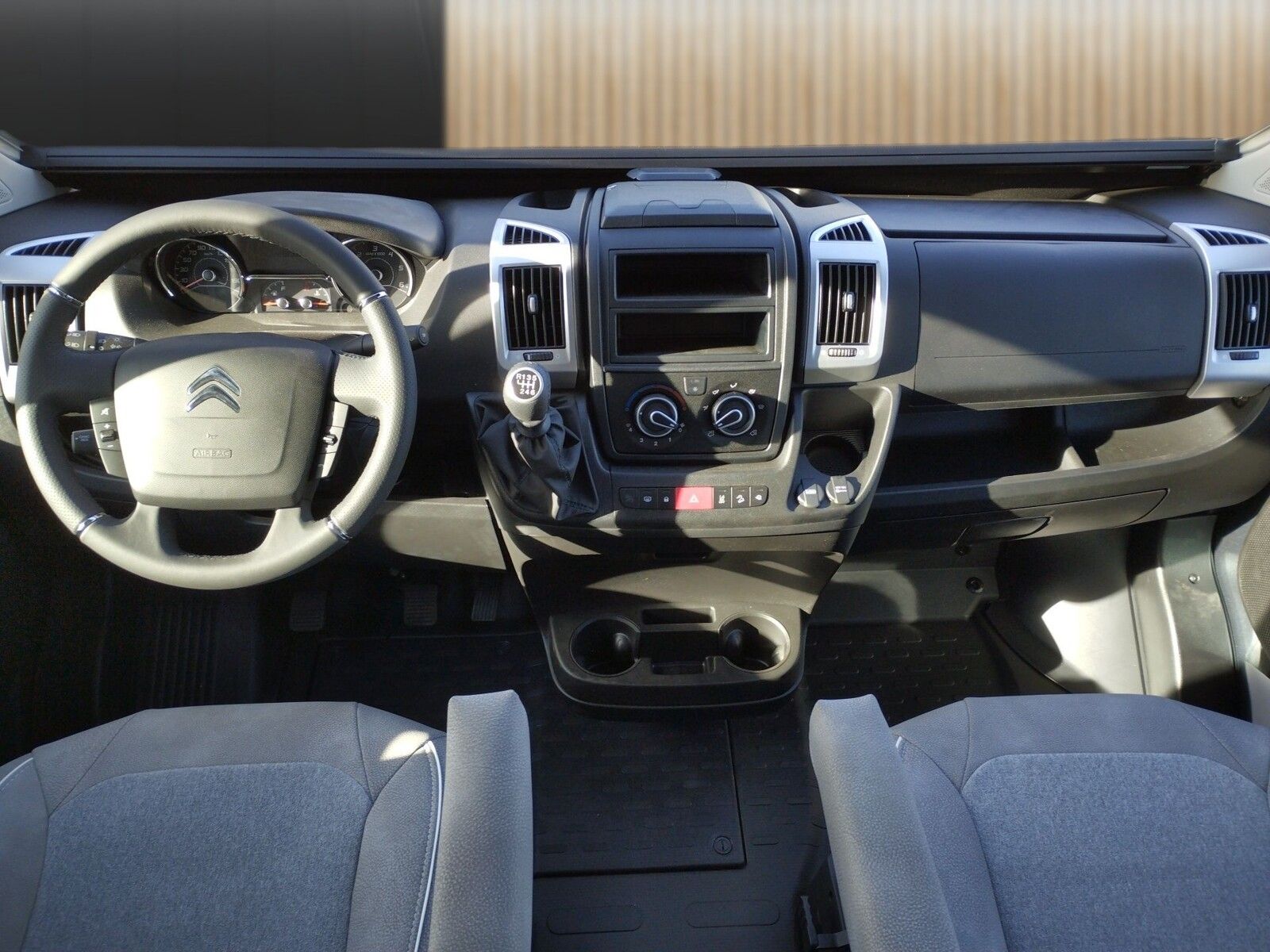 Fahrzeugabbildung Pössl Summit Shine 600 Citroen 140 PS ALL-IN-Paket