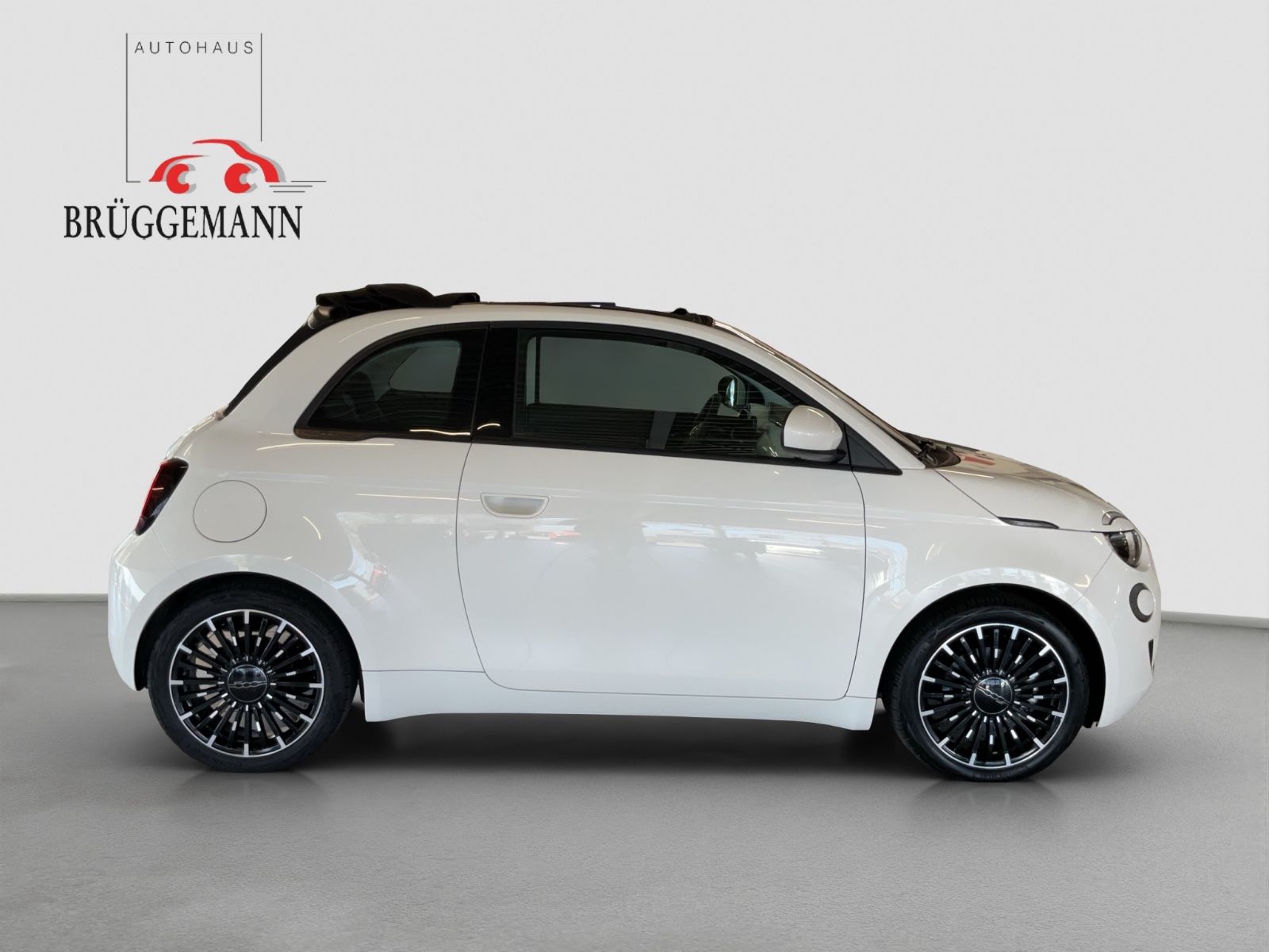 Fahrzeugabbildung Fiat 500e Cabriolet Icon