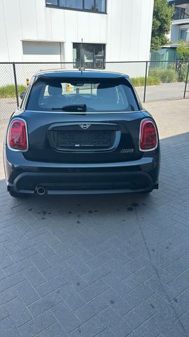 MINI Cooper 1.5I 136PS NAVI LED AUTOMATIC 5 TURIG