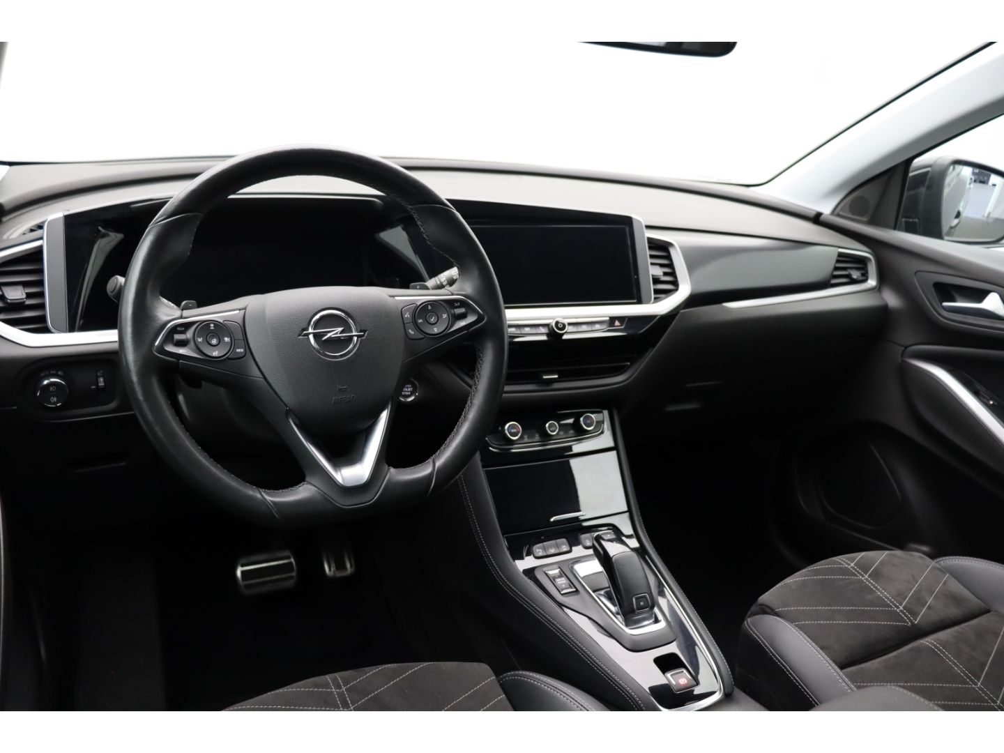 Fahrzeugabbildung Opel Grandland Elegance ACC Digitales Cockpit 360 Kam