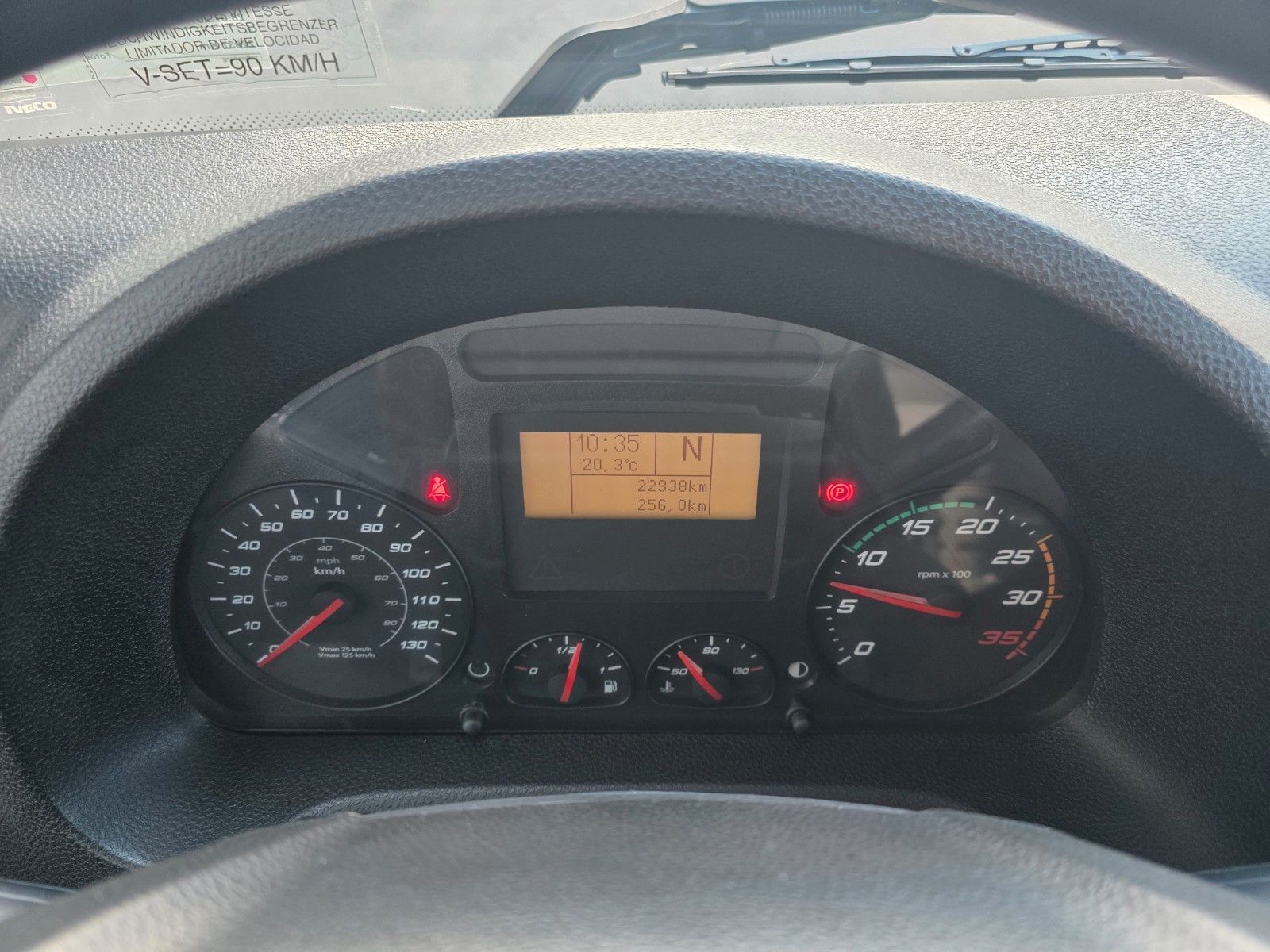 Fahrzeugabbildung Iveco Eurocargo ML75E16 LBW 1.000kg Klima Schalter