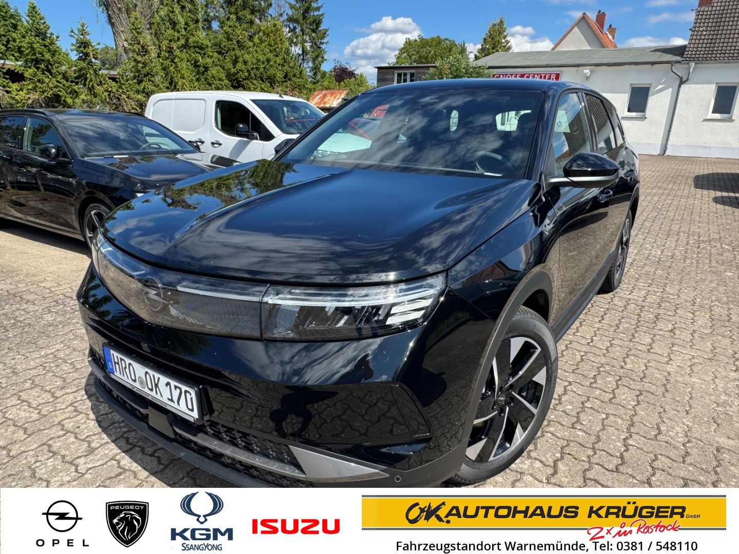 Fahrzeugabbildung Opel Grandland 1.6 Plug-in-Hybrid mit AHK+Allwetter