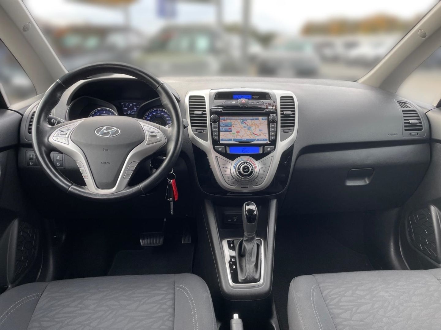 Fahrzeugabbildung Hyundai ix20 1.6 Space Plus Allwetter Navigation Kamera