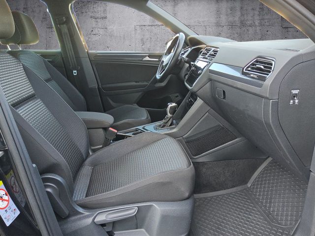 Tiguan 2.0TDI UNITED Aut. Navi Matrix