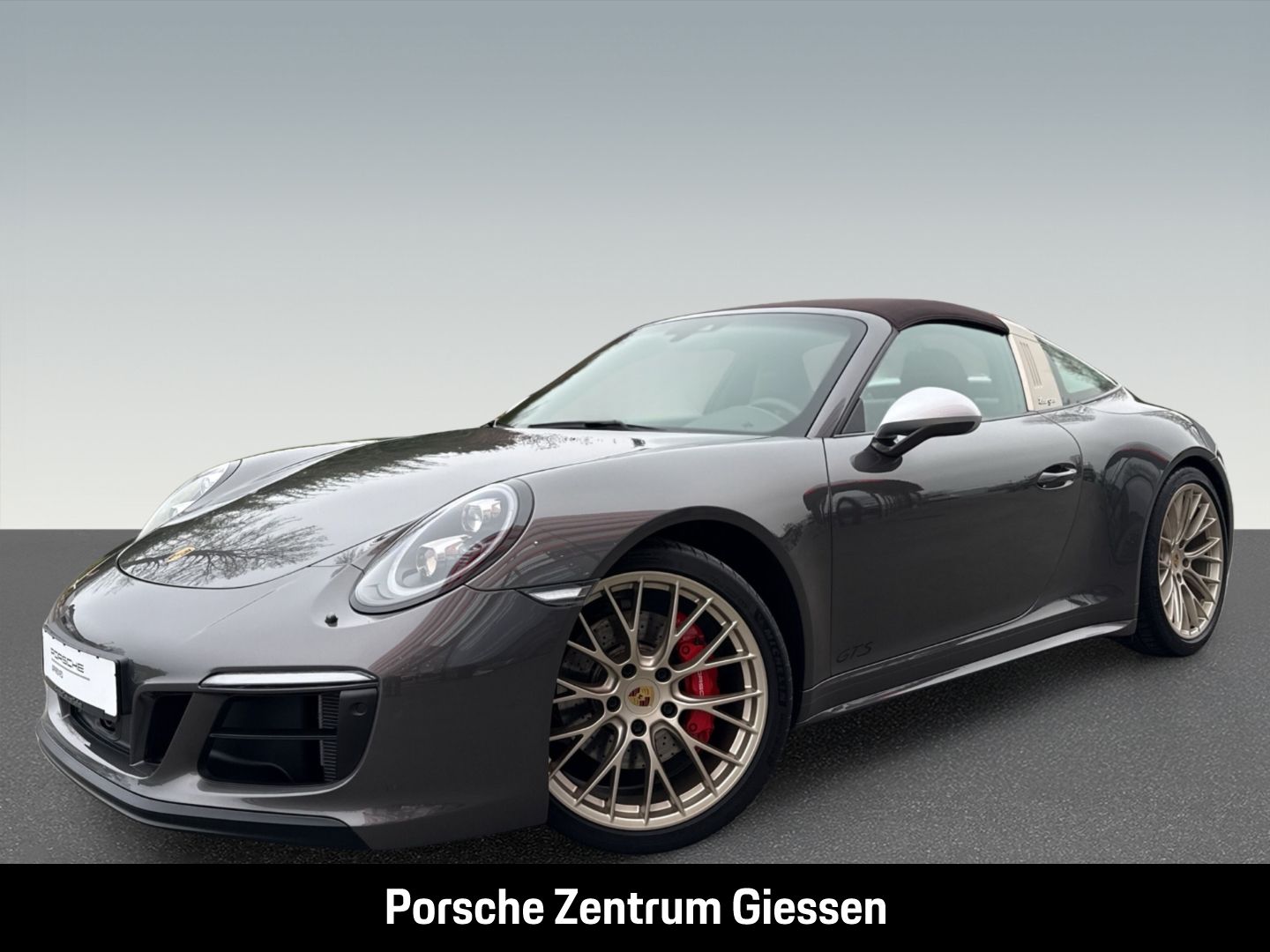 PORSCHE 991 911 Targa 4 GTS Design Edition/Topausstattun