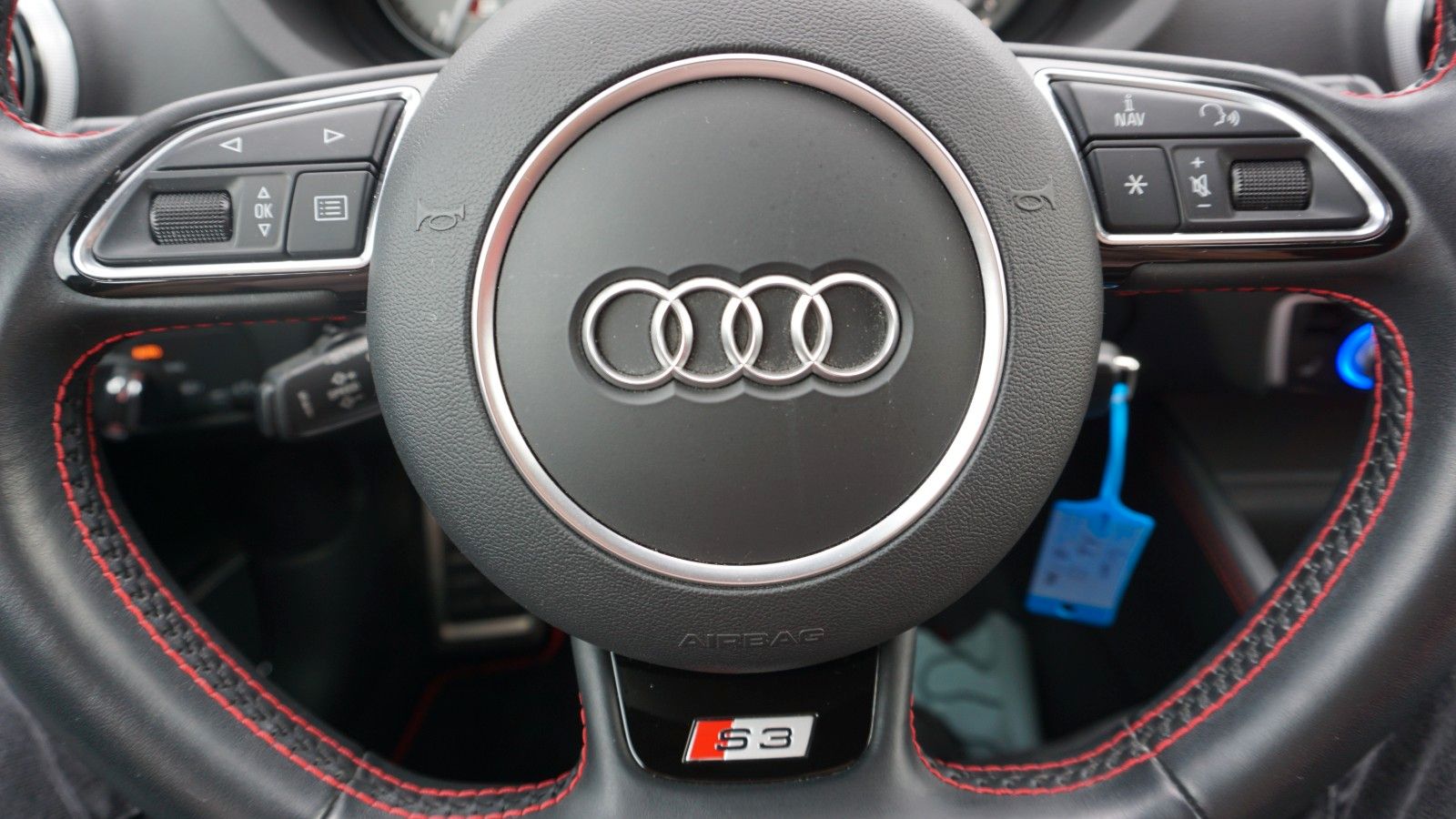 Fahrzeugabbildung Audi S3 Sportback 2.0 TFSI quattro, Leder, Navi, B&O